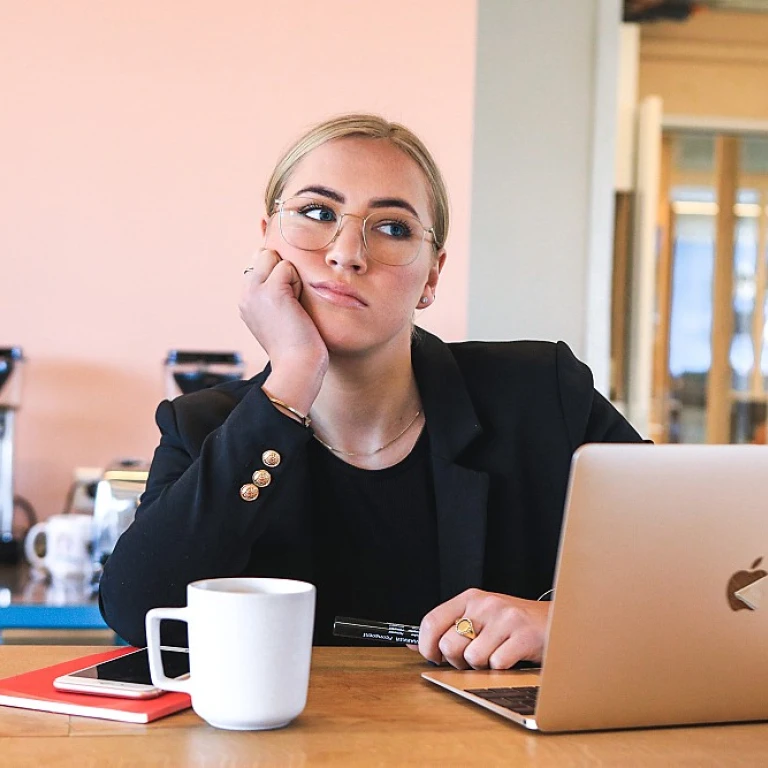 Quand les Influencers Deviennent des Chasseurs de Trésors : L'Art de Découvrir des Leads Cachés dans les Réseaux Sociaux