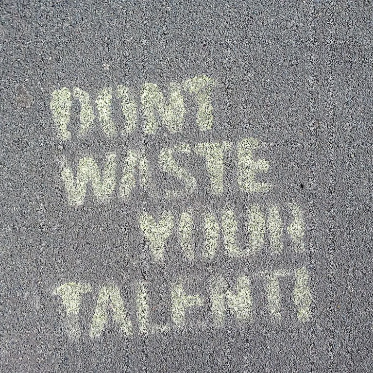 Quand l'IA Devient un Maître du Temps : L'Art de Synchroniser vos Campagnes Marketing avec Précision