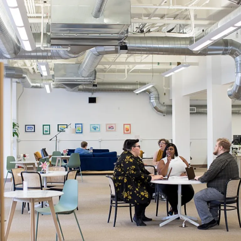 Réaliser efficacement une étude de marché pour votre projet en intelligence artificielle marketing